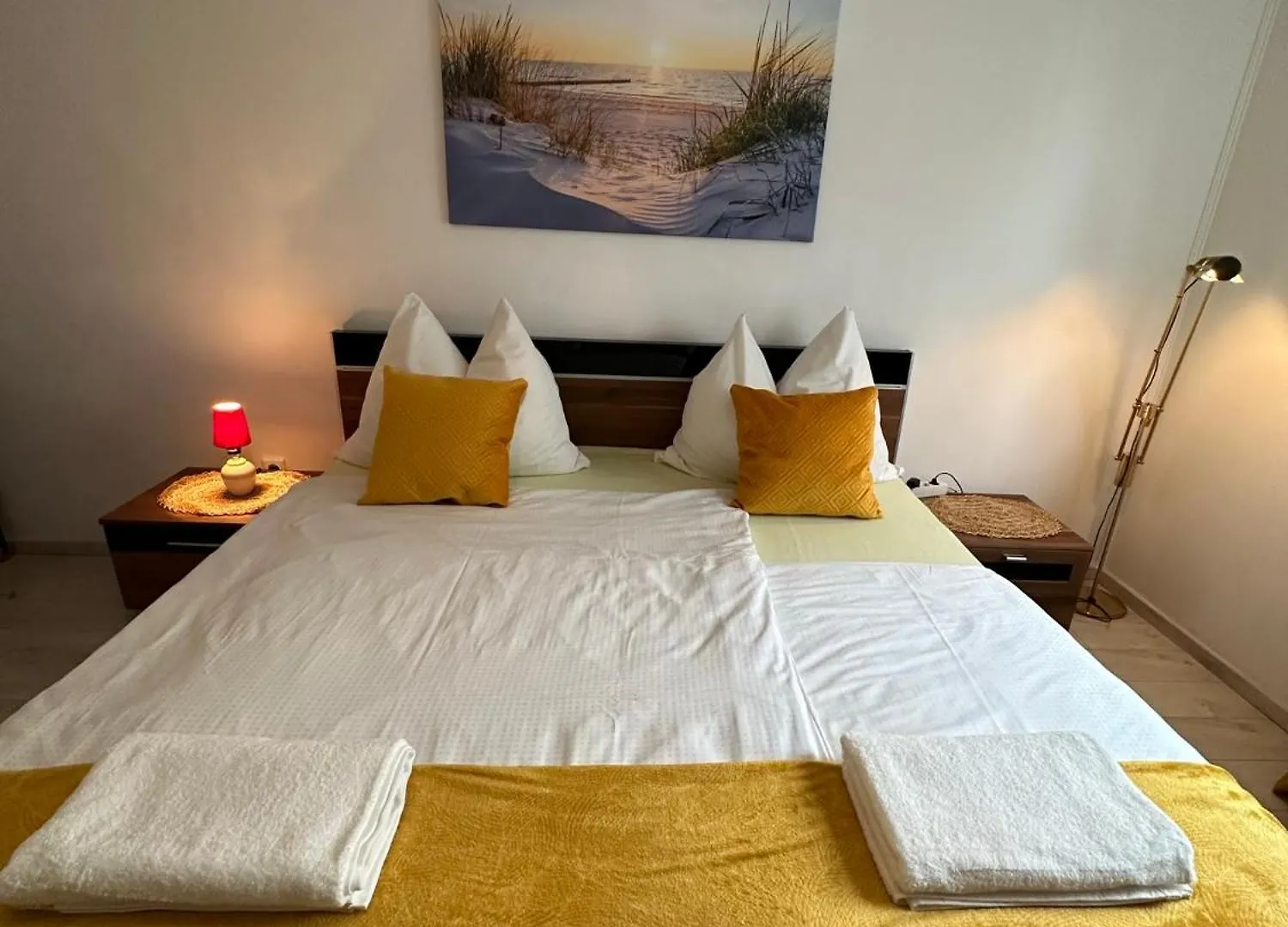 Stylish Home Near Train-Station Parking Extra Salzburg Homestay